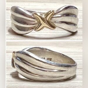 Vintage Designer Hallmarked Sterling Silver &18K Gold Fluted "X" Ring, 5.5g